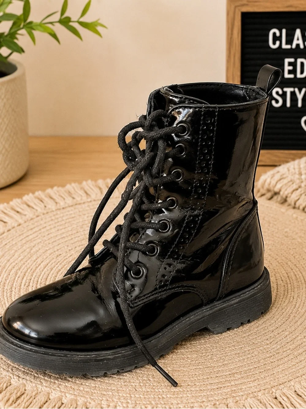 N/A cute edgy
